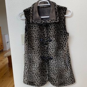 Grey Leopard faux fur long, reversible vest.